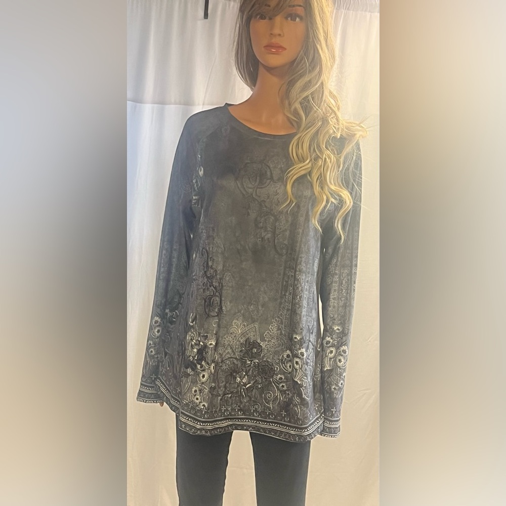 Elegant Gray Women's Top